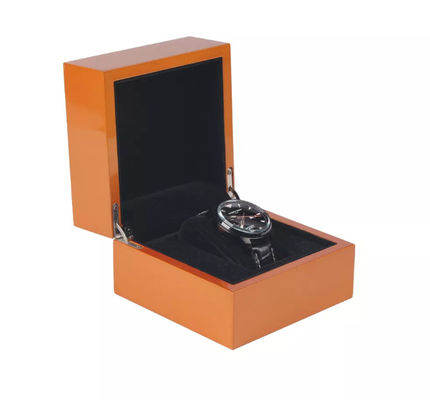 Boîtier de montre en bois haut de montre-bracelet d'emballage de boîte en métal brillant de charnière