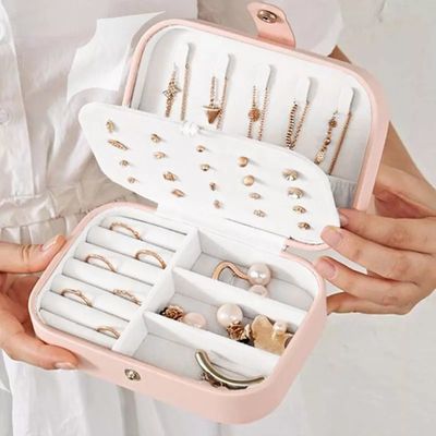Cuir sulfurisé d'unité centrale de petites de boîte à bijoux d'ODM boucles d'oreille portatives de goujon