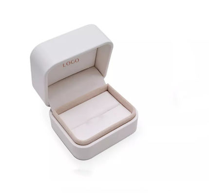 Boîtes à bijoux magnétiques en similicuir ISO9001 d'ODM Ring Gift Boxes Logo Printed
