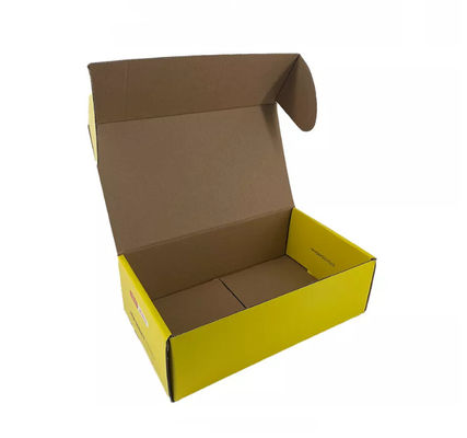 L'emballage compostable se pliant enferme dans une boîte graver jaune ondulé de boîte de papier