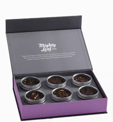 Le thé de luxe fait main de carton enferme dans une boîte le rectangle avec le couvercle magnétique