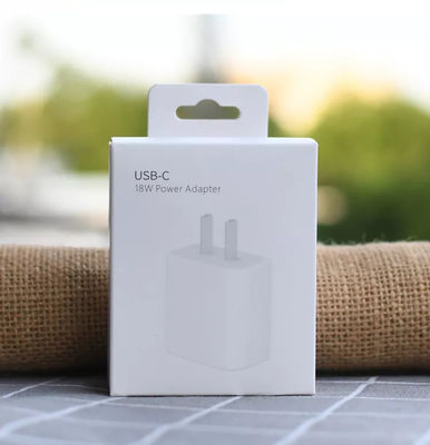 Les données de chargeur d'Usb de PMS câblent la caisse d'emballage Debossing sulfurisé