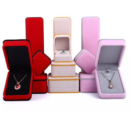 Boîte à bijoux ISO9001 de velours d'OEM Ring Necklace Packaging Box Pink