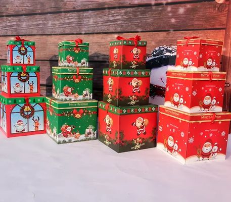Couvercle et boîte basse de décorations de Noël de boîte-cadeau de carton de Noël avec le ruban